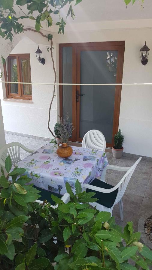 Dobrinj Apartment 2 Экстерьер фото